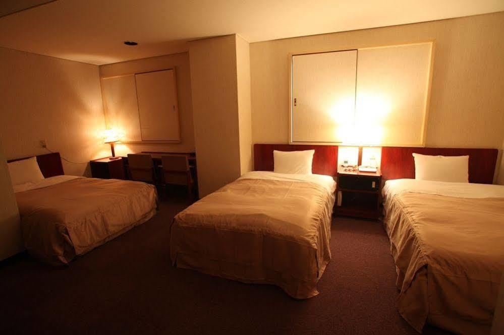 Miyakonojo Sun Plaza Hotel Экстерьер фото